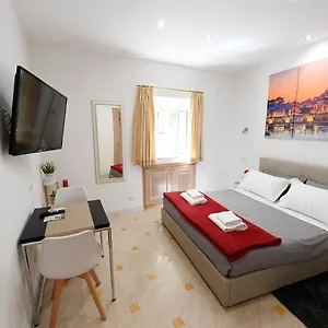 Apartment La Casa Degli Osti 2 - Piazza Navona, Rome
