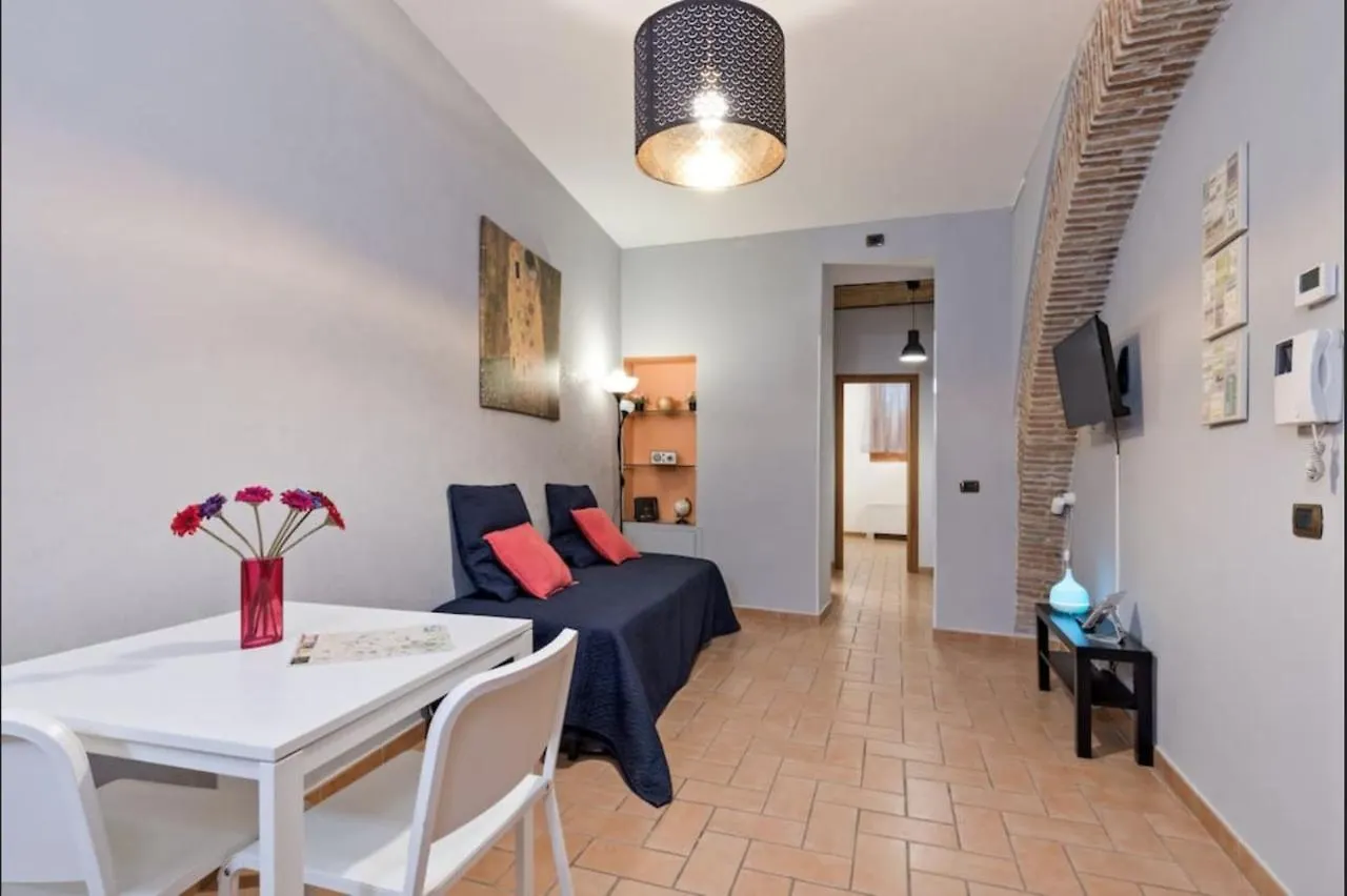 Roma Colosseum Apartment